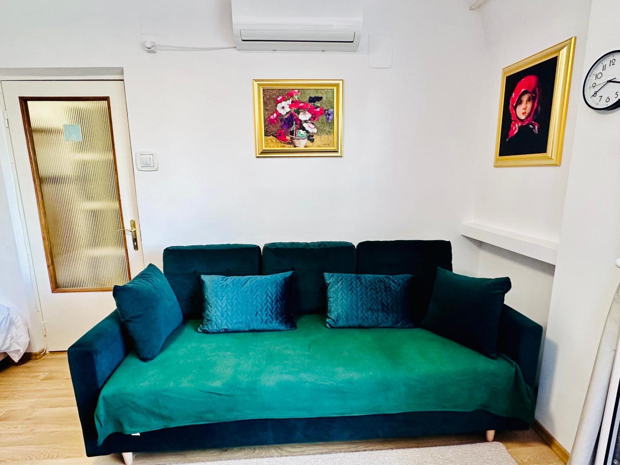 Studio Panoramic With Balcony And Parcul Unirii View 阿尔巴·尤利亚· 外观 照片